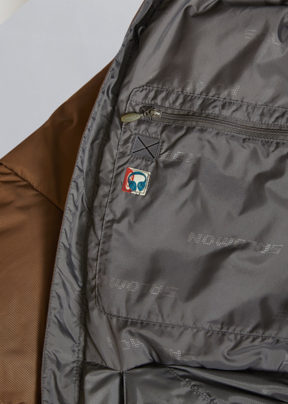 Brown Tech Skiing Puffer Jacket 2000's - Large