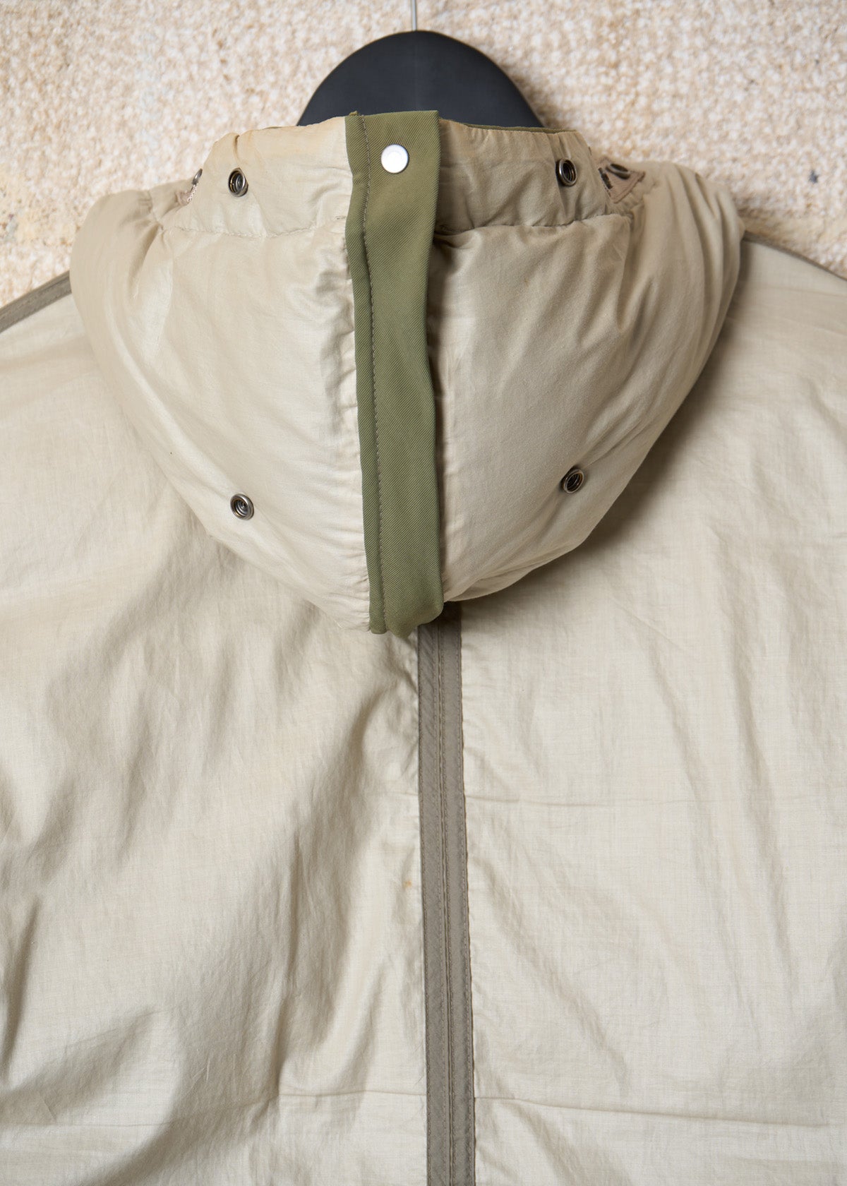 Beige Reversible Opaque Nylon Goose Down Jacket AW2010 - Medium