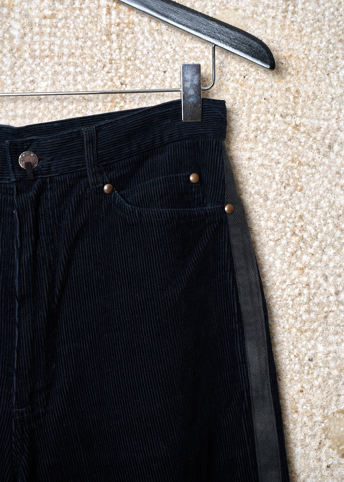 HOMME BLACK CORDUROY SIDE BANDS 5 POCKETS PANTS 1980'S - MEDIUM