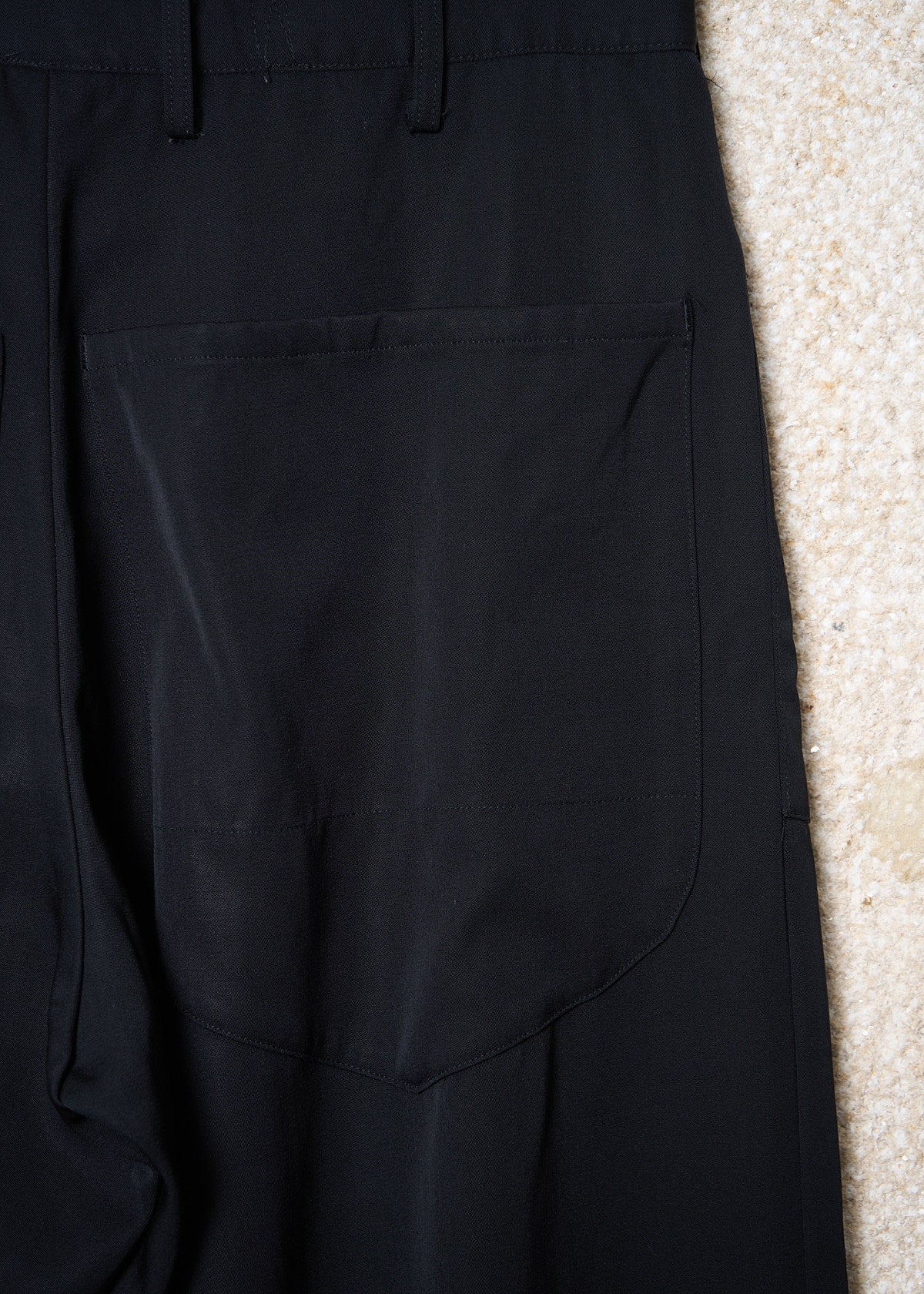 BLACK SEWN POCKET WOOL PANTS 1980'S - SMALL