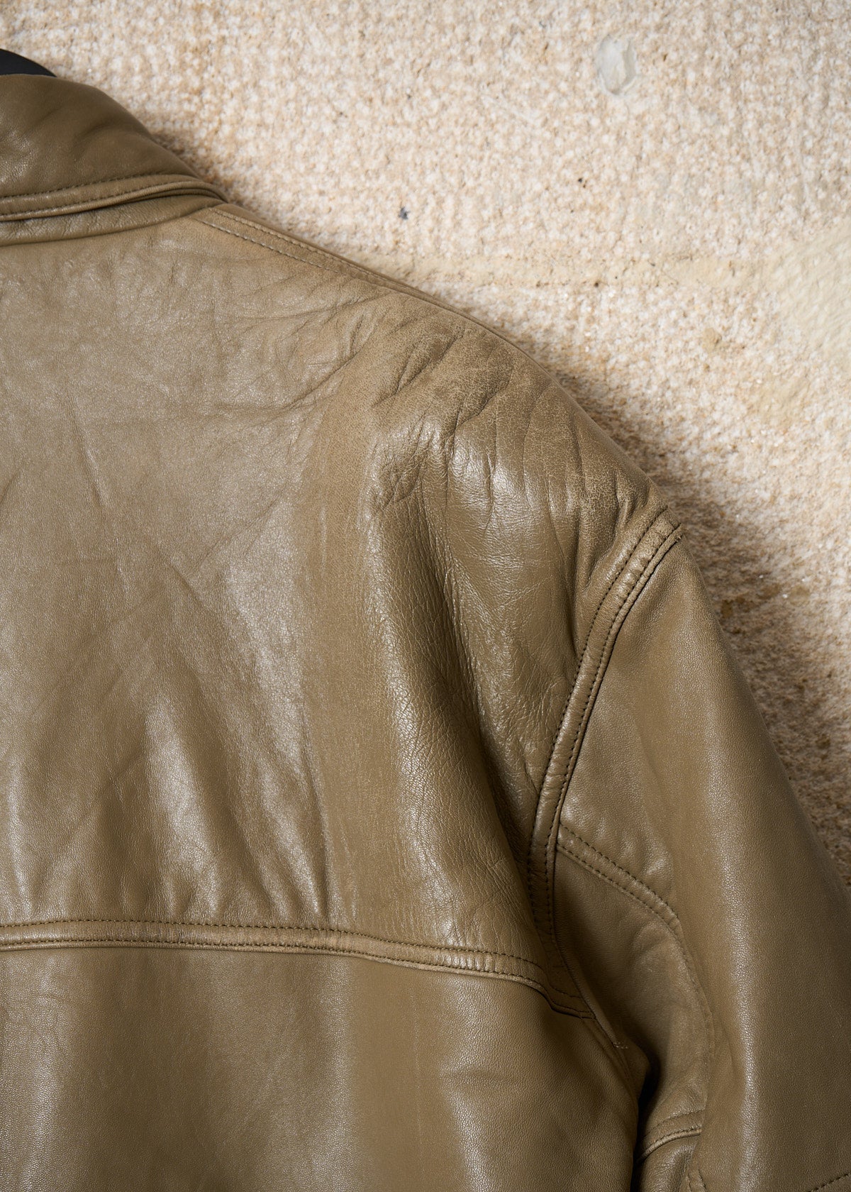 HAI OLIVE ASSYMETRICAL POCKETS  LONG LEATHER JACKET 1980'S - LARGE