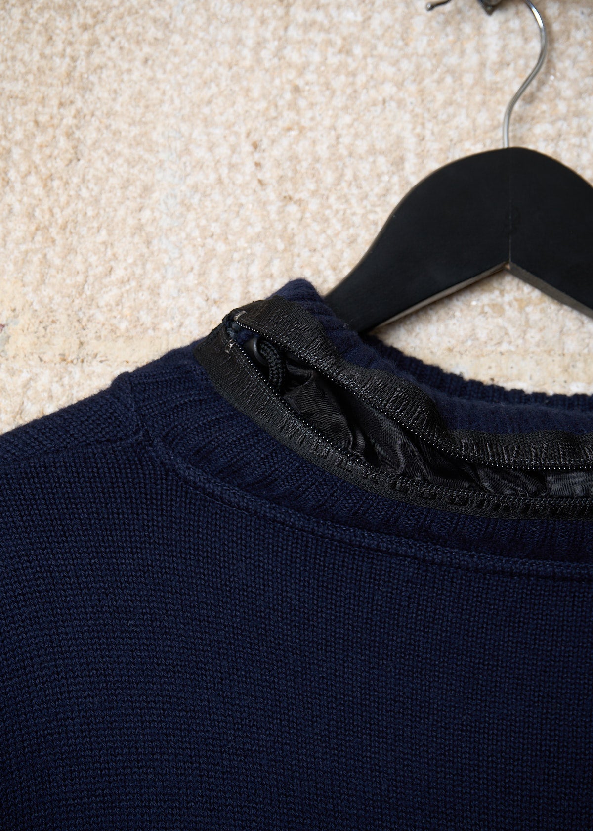 NAVY WOOL JUMPER WITH HIDDEN HOOD 2000'S - MEDIUM