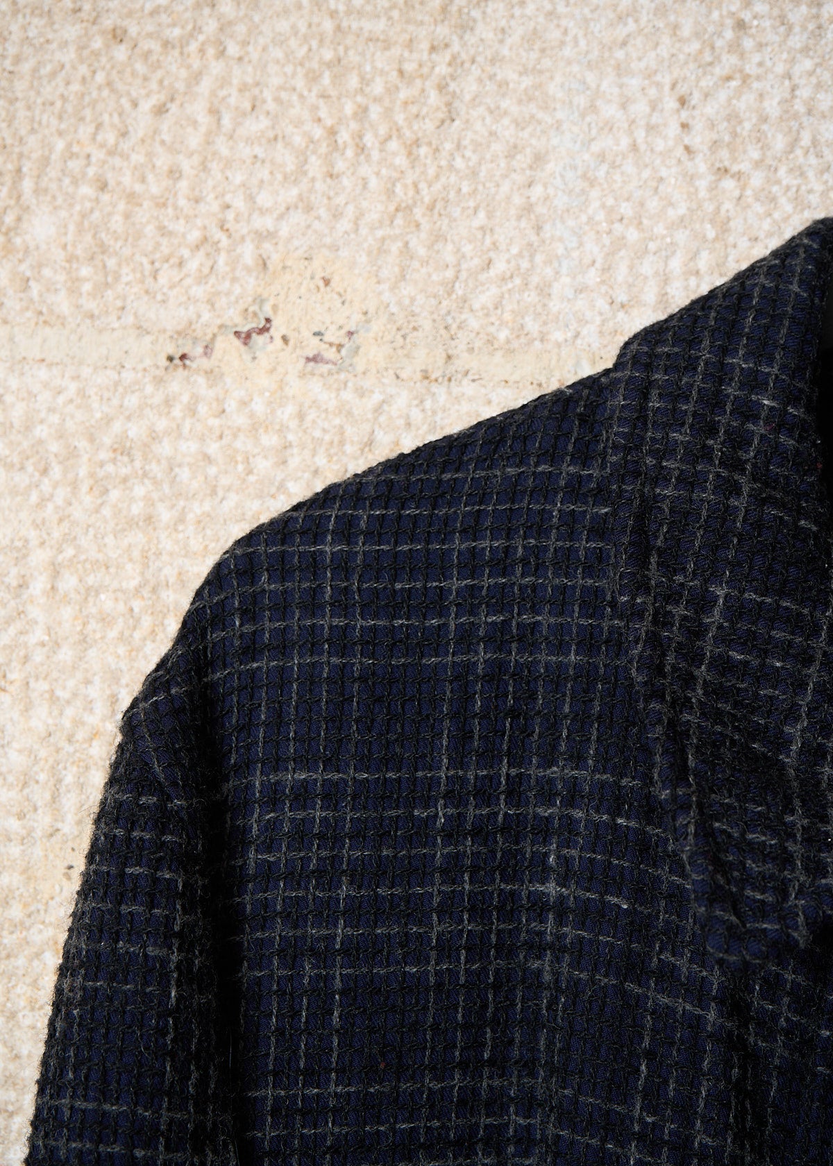 HOMME NAVY TEXTURED GRID BALMACAAN COAT AW1997 - MEDIUM