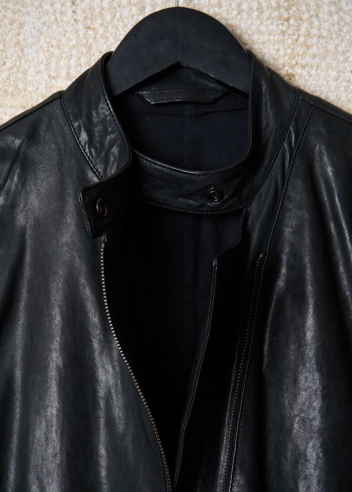 BLACK DIAGONAL ZIP LEATHER JACKET AW2011 - Small