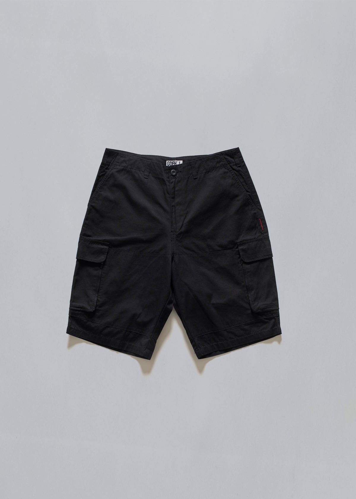 Black Classic Cargo Short Red Tag 1990's - Large - The Archivist Store