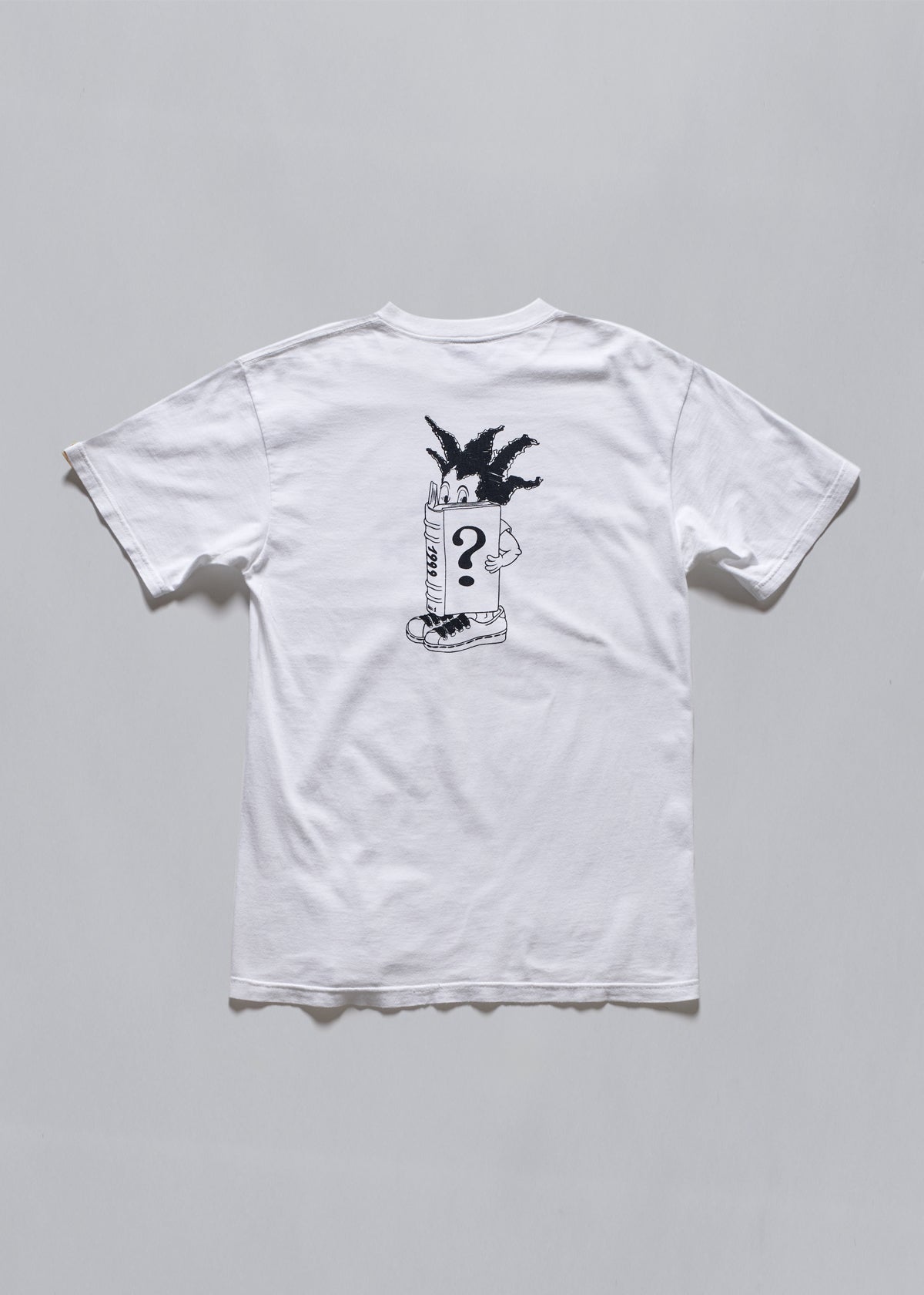 Books Tee 1999 - Medium - The Archivist Store