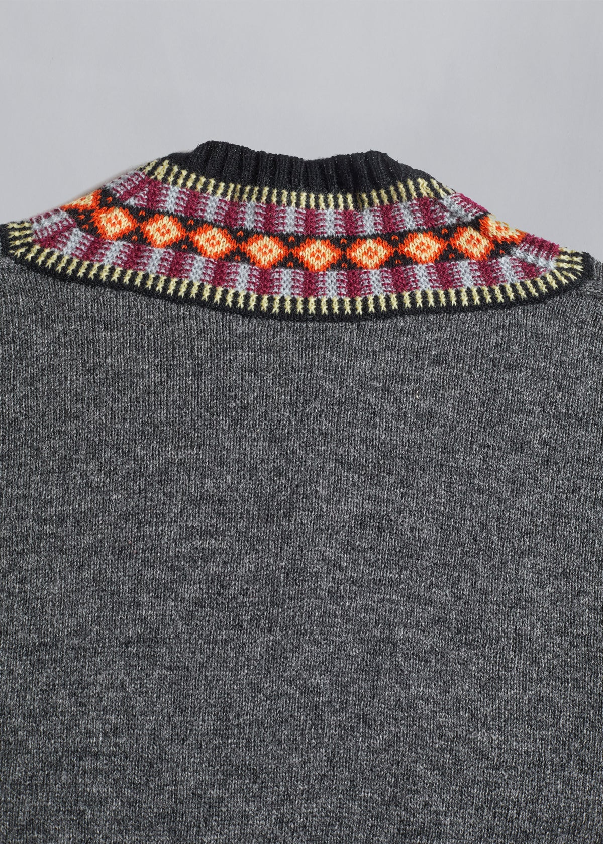 Homme Native Pattern V Neck Knit 2000 - Medium - The Archivist Store