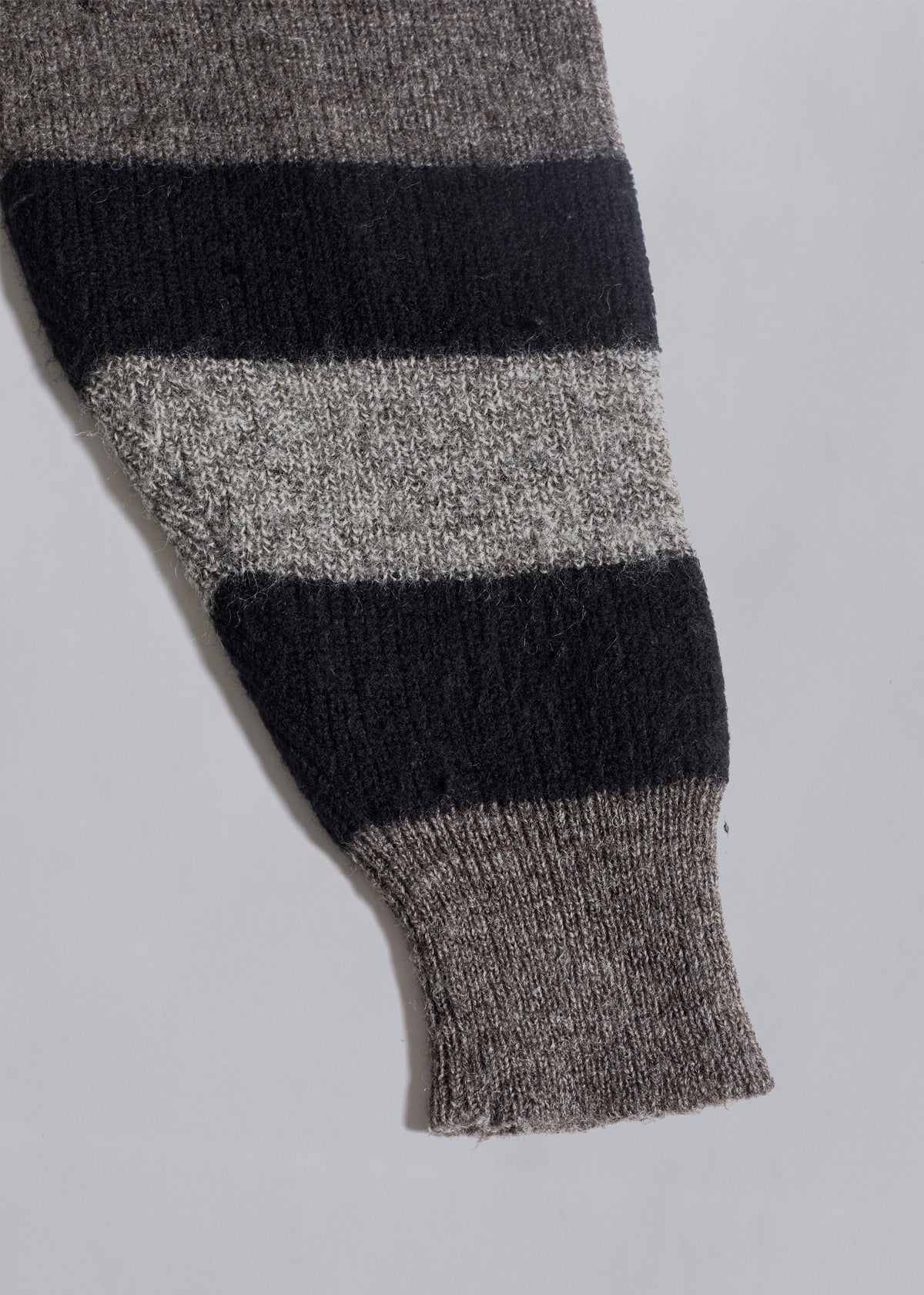 ZigZag Pattern Wool Crewneck Knit 1980's - Medium