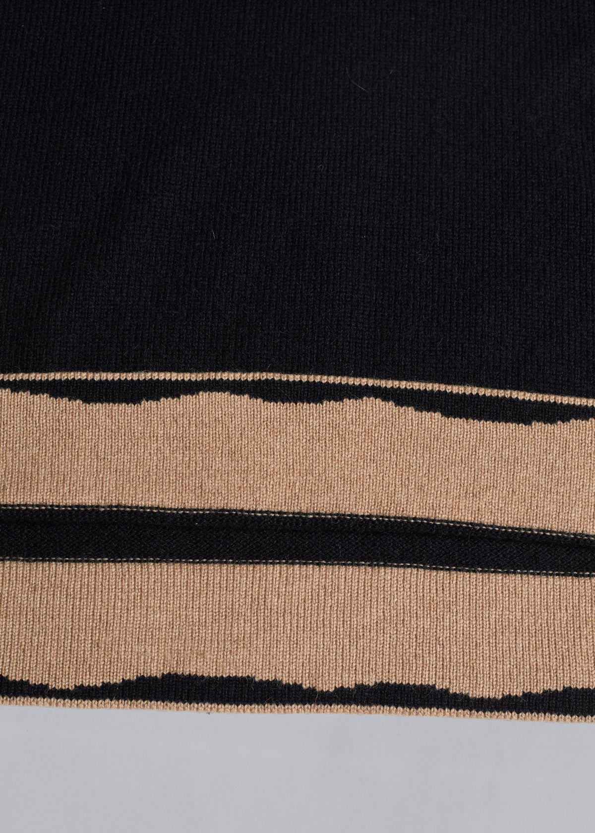 Ink Edge Wool Crewneck Knit 1990's - Large